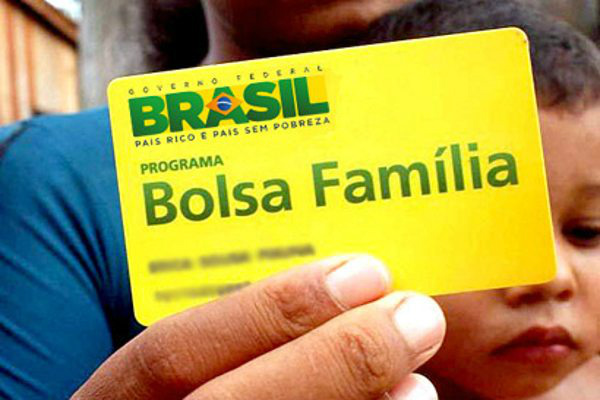Além de ser a transferência social que mais contribui para o PIB, o Bolsa Família é também aquela que mais pesa no cálculo do consumo das famílias no País (Foto: Divulgação)