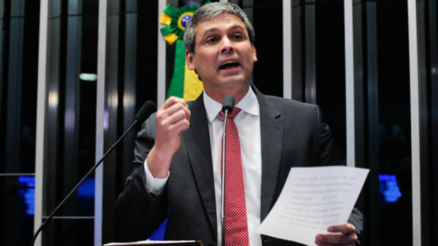 STF arquiva inquérito sobre senador Lindbergh Farias na Lava Jato Senador Lindbergh Farias (PT/RJ) / Foto: Divulgação