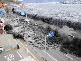 Japoneses lembram os quatro meses após terremoto e tsunami