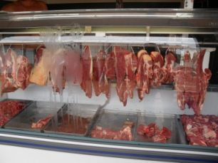 Consumidor de MS paga caro por carne de pior qualidade Consumidor de MS paga caro por carne de pior qualidade