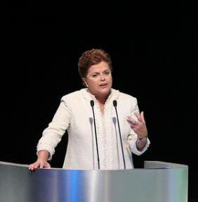 Dilma aponta as falhas da gestão de Serra em SP Dilma aponta as falhas da gestão de Serra em SP