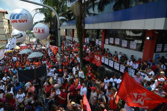 São Bernardo do Campo (SP) - Manifestação em apoio a Lula no Sindicato dos Metalúrgicos do ABC / Foto: Rovena Rosa/Agência Brasil