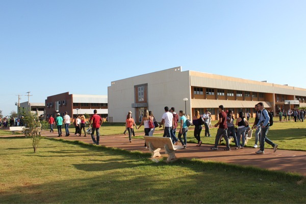 UFGD terá plantão de apoio psicológico para estudantes