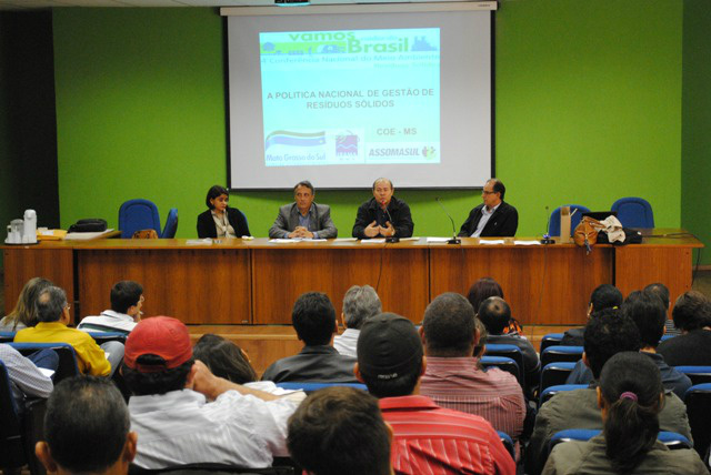 A capacitação falou do tema central da IV Conferência Estadual de Meio Ambiente, os resíduos sólidos