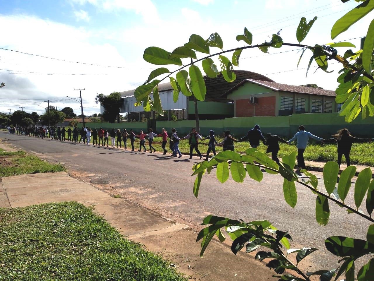 Na EE Vespasiano Martins a manifestação foi feita pela grande maioria dos alunos, do período vespertino / Foto: Moreira Produções