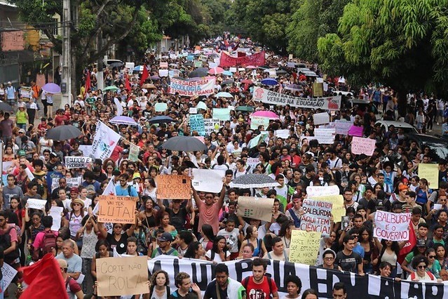 Professores, trabalhadores e estudantes se mobilizam em Belém, capital do Pará / Foto: FBP/PA
