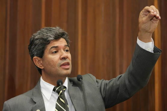 Segundo o deputado, ação policial enche de esperança a população