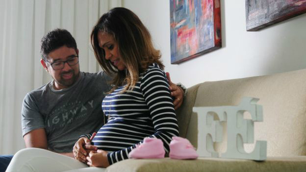 O dilema das mulheres que adiam fertilização por medo da zika Norma e Alexandre decidiram continuar com os planos de gravidez, mesmo sob a ameaça da zika