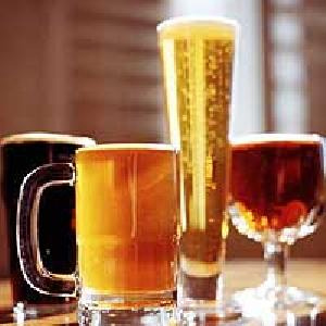 Audiência discute influência da propaganda no consumo de bebidas