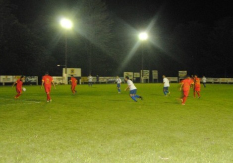 Os jogos acontecem nas terças, sextas e domingos na sede da AABB / Foto: Moreira Produções