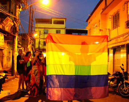 Maré se levanta contra preconceito aos LGBTs