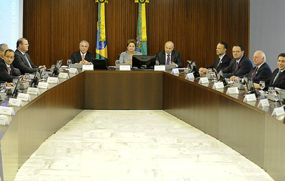 Moreira Franco: PSB é quem faz terrorismo Moreira Franco: PSB é quem faz terrorismo