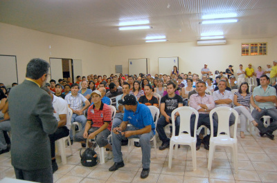 Trabalhadores votam pelo fechamento de Supermercados, Mercados e Mercearias nos feriados e finais de semana em Amambai Trabalhadores votam pelo fechamento de Supermercados, Mercados e Mercearias nos feriados e finais de semana em Amambai
