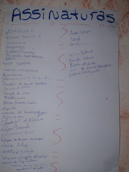 Moradores denunciam abandono da Associação de Moradores do Alcindo Franco Os moradores pedem a reforma geral da sede e o parquinho infantil, principalmente / Foto: Moreira Produções