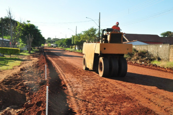 Iniciam obras de asfalto na vila Cassiano Marcelo No total, serão cinco quadras de asfalto.
