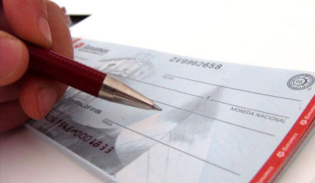 Cheque especial fica mais caro em julho