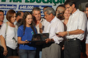 O governador começa sua agenda em Amambai ás 9 horas desta sexta-feira (25) / Foto: Moreira Produções