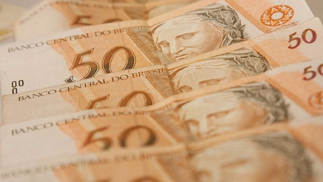 Ibovespa fecha acima dos 74 mil pontos e bate recorde No ano, a valorização do Ibovespa alcança 23,40%