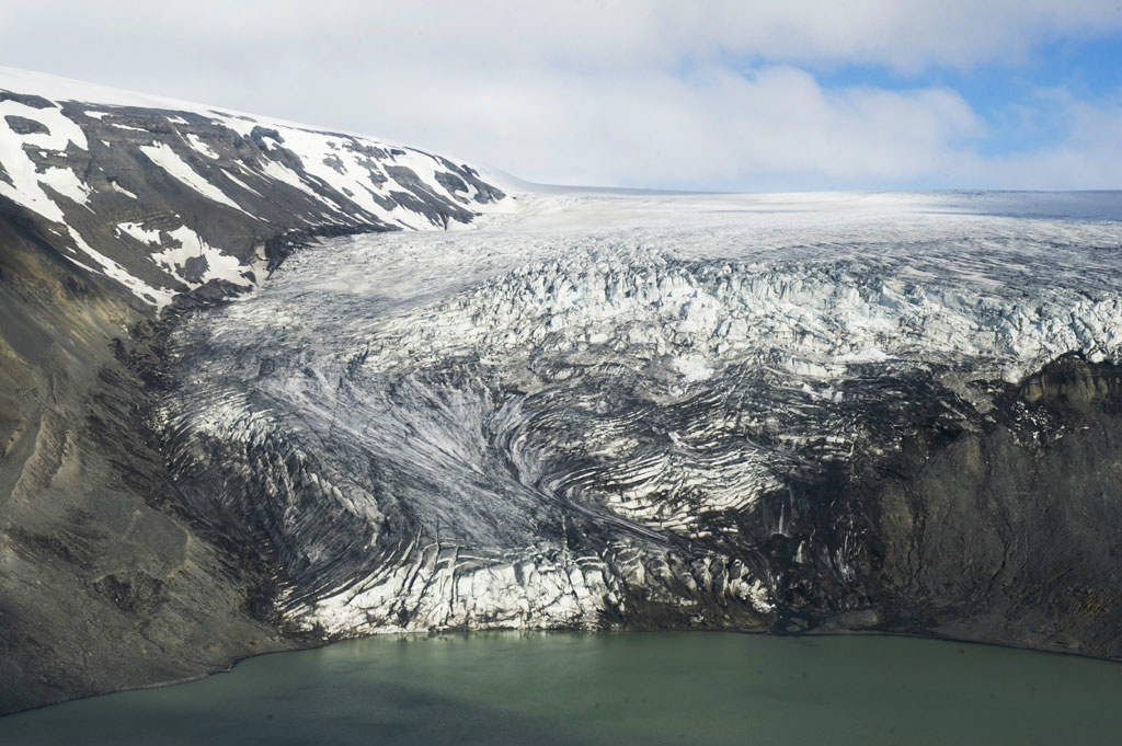 Geleira de Langjökull, Islândia (julho/2013), que diminuiu consideravelmente nas últimas décadas por causa do aumento das temperaturas. Foto: ONU/Eskinder Debebe