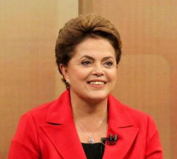 Dilma abre 11 pontos de vantagem sobre Serra, diz Ibope Dilma abre 11 pontos de vantagem sobre Serra, diz Ibope