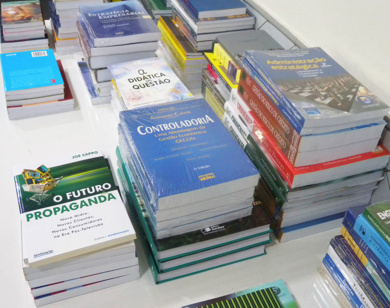 Guia para escolha do livro didático será disponibilizado a partir do dia 21
