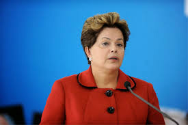 Dilma promete atualizar currículo do ensino básico