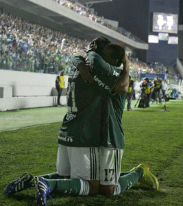 Sul-Americana: Palmeiras vence o Sucre por 3x1 Sul-Americana: Palmeiras vence o Sucre por 3x1