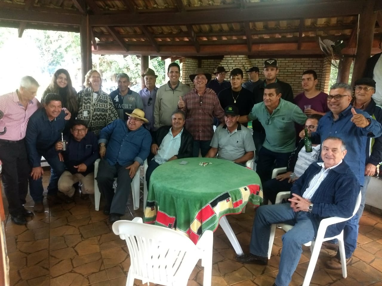 Amambaienses realizam torneio de truco beneficente Encontro aconteceu na estância Vale das PalmeirasFotos; Divulgação
