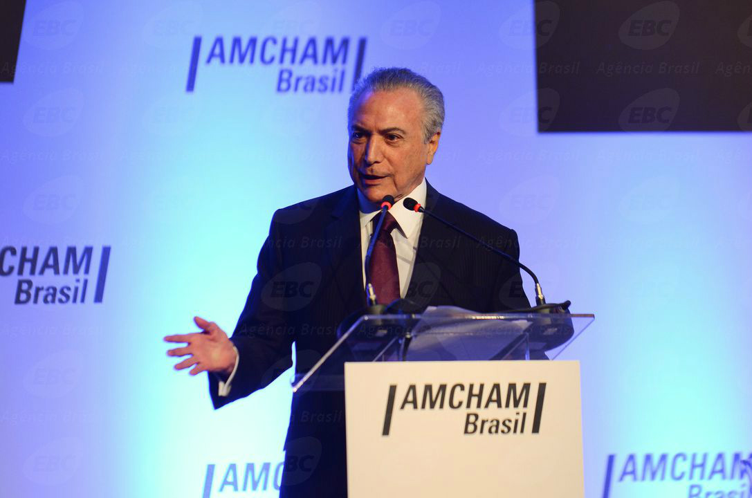 Temer diz que esquema de fraude em frigoríficos atinge pequena parte do setor São Paulo - O presidente Michel Temer participa da cerimônia de Posse do Conselho de Administração da Amcham (American Chamber of Commerce for Brazil) ( Rovena Rosa/Agência Brasil)