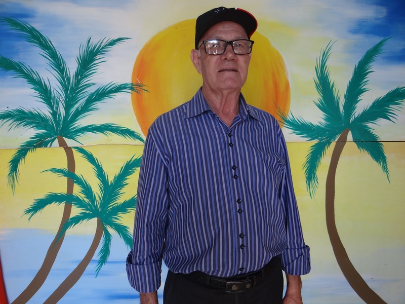 Professor Antônio tem 70 anos e durante 34 anos foi professor em Amambai / Foto: Moreira Produções