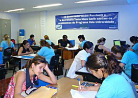 Governo inicia hoje inscrições do Programa Vale Universidade
