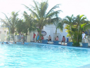 Agenda do final de semana em Amambai e região o Domingo da Paquera no Alphaville Clube começa às 13 horas. A entrada custa R$ 6,00 e dá direito ao uso da piscina do clube.