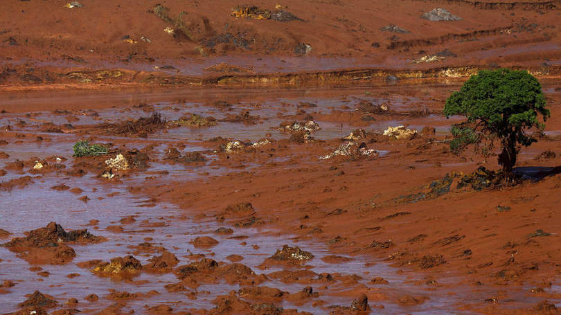Escoamento de lama da Samarco no Rio Doce durante chuvas preocupa Ibama