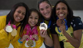 Dilma recebe atletas olímpicos e paralímpicos no Palácio do Planalto