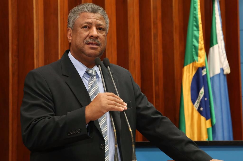 Corte de gastos por parte do Governo Federal atingirá também o Bolsa Família, disse João Grandão