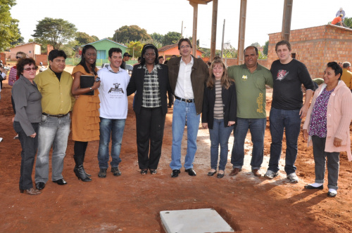 Igreja Batista Ebenézer prepara construção de novo Templo Membros da Igreja Batista Ebenézer juntamente com o prefeito Dirceu Lanzarini e autoridades.