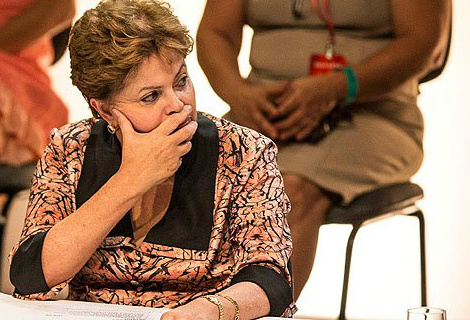 Dilma lembra que dos cinco pactos anunciados após os protestos de junho, o primeiro foi o da estabilidade fiscal