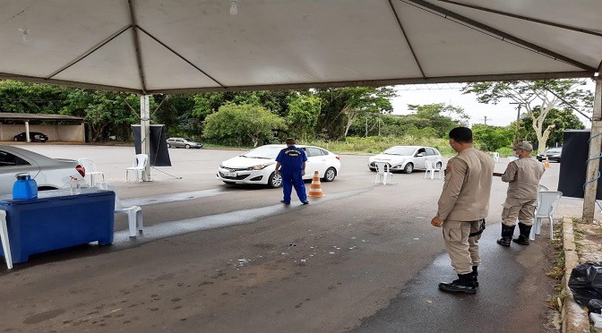 Ações nas barreiras sanitárias são intensificadas no combate à Covid-19 Em Guia Lopes da Laguna, com o aumento no número de casos da Covid-19 as ações sanitárias foram reforçadas. Foto: Divulgação
