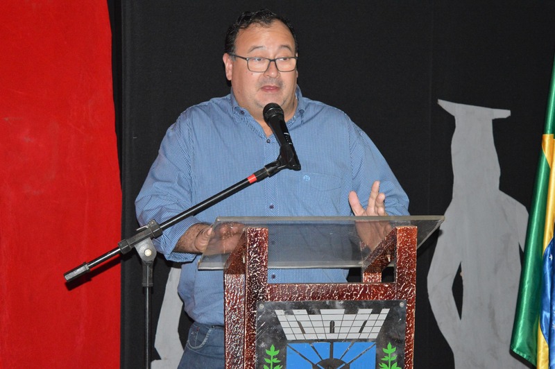 Prefeito de Amambai, Dr. Bandeira afirmou que como médico conhece as consequências das imprudências no trânsito / Foto: Moreira Produções