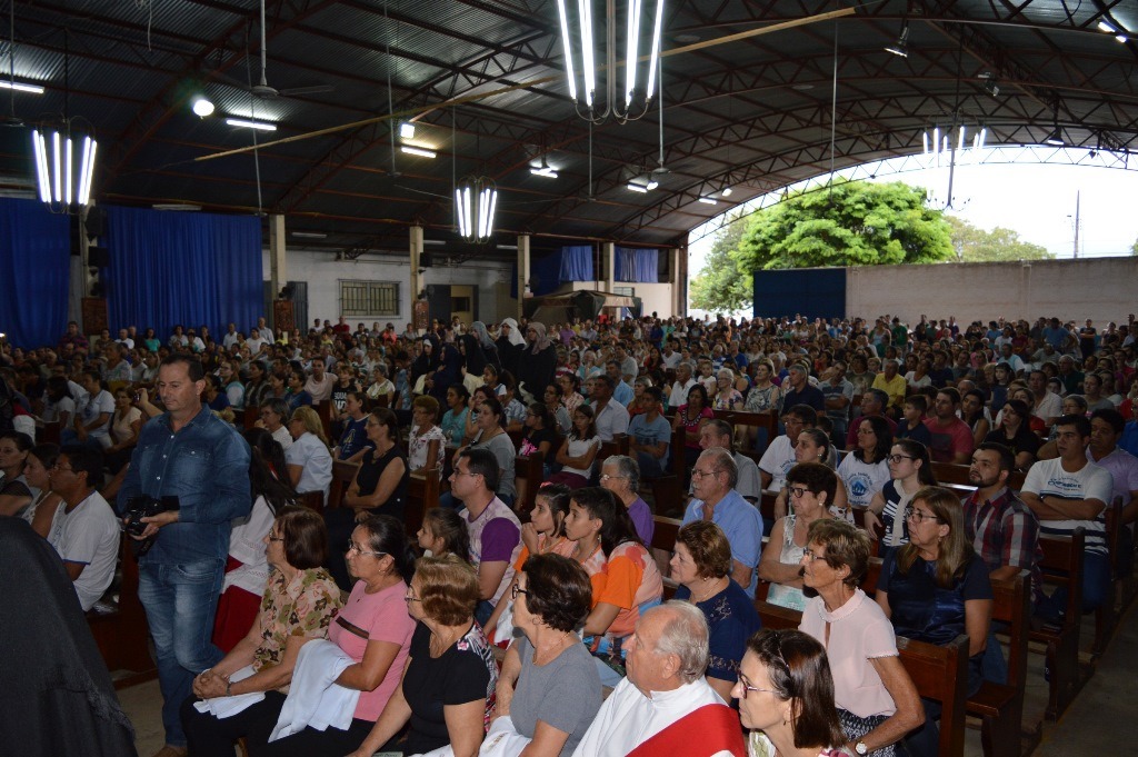 Veja a programação da Igreja Matriz de Amambai para o feriado de Corpus Christi A missa acontece nesta quinta-feira, às 15, no salão paroquial Foto: Moreira Produções