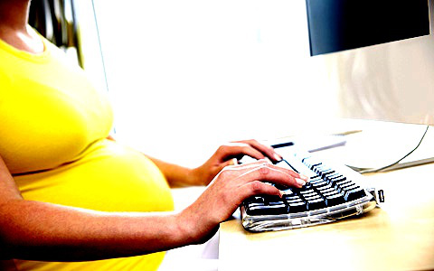 Gestantes em trabalho temporário têm direitos garantidos Para a mulher que fica grávida, a estabilidade prevista em lei vai desde a concepção até cinco meses após o parto