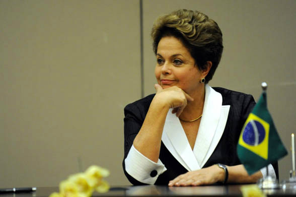 Dilma volta a se reunir com Patriota para tratar de crise no Paraguai