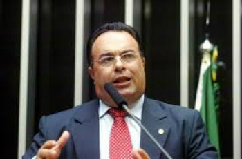 Deputado André Vargas se desliga do PT Deputado federal, André Vargas (PT/PR)