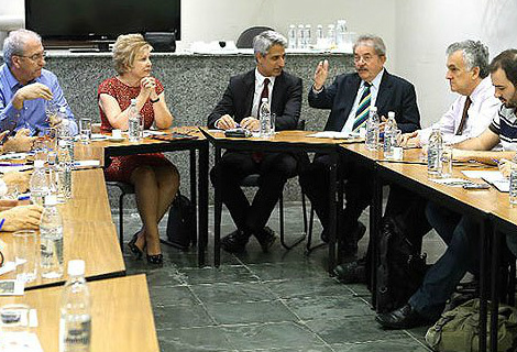 Lula se comprometeu a usar sua influência dentro do governo e no Congresso para tentar aprovar projeto que entra hoje (19) na pauta da Câmara dos Deputados