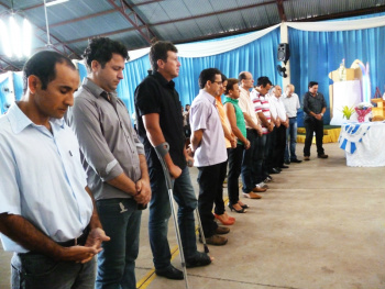 Comunidade celebra Missa em Ação de Graças pela nova administração Autoridades durante missa no domingo (30)Foto: Michele Matos