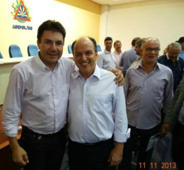 Vereador Jaime Bambil e o deputado estadual, Junior MochiFoto: Reprodução facebook