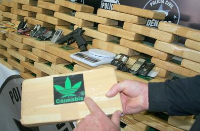 Parte da droga apreendida durante a Operação Tocaia