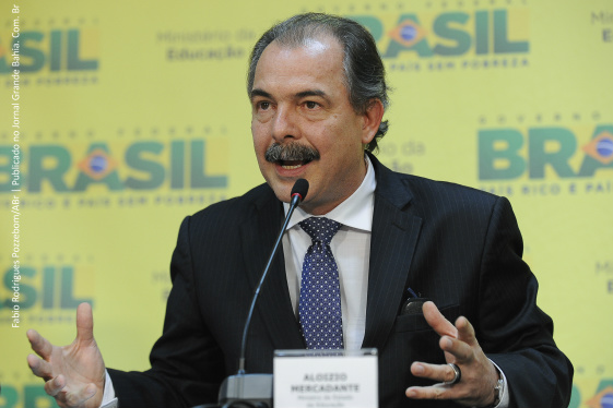 O ministro ressaltou que o Brasil foi o país que mais investiu nos últimos anos em educação