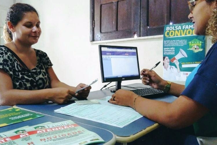 5,7 milhões de crianças tiveram o cartão de vacinas atualizado e 387 mil grávidas realizaram o pré-natal 