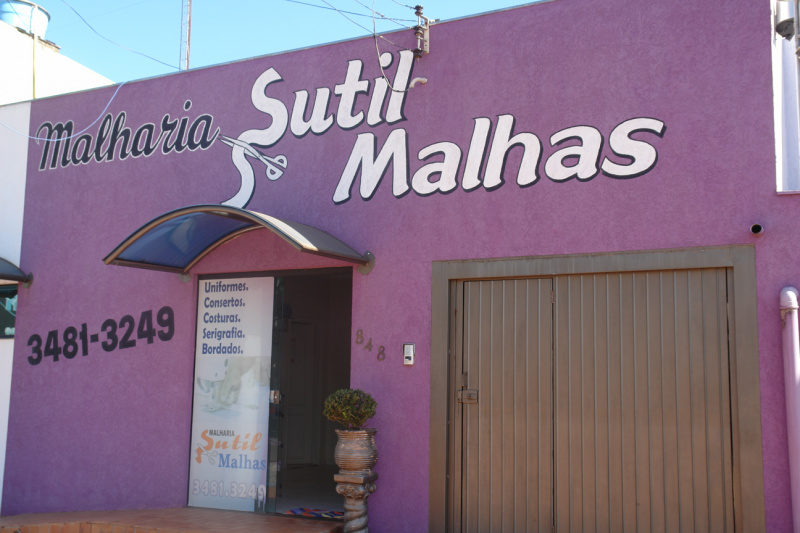 Sutil Malhas, há 9 anos em Amambai A Sutil Malhas oferece serviços de conserto e costura, bordado, serigrafia e uniformes escolares e empresárias.